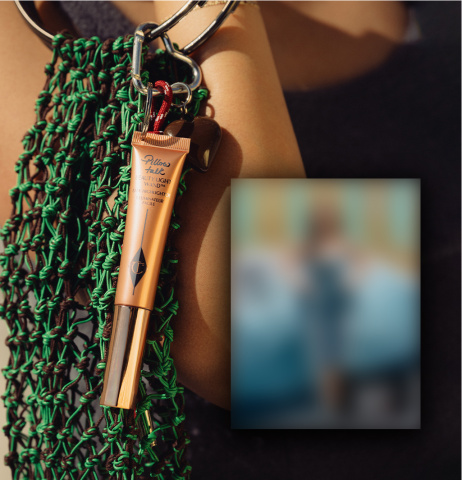 blurred cover ELLE4